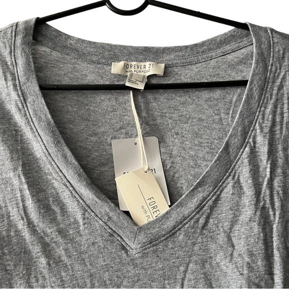 NWT Forever 21 w purpose grey v neck tee‎ Sz M - Picture 4 of 7